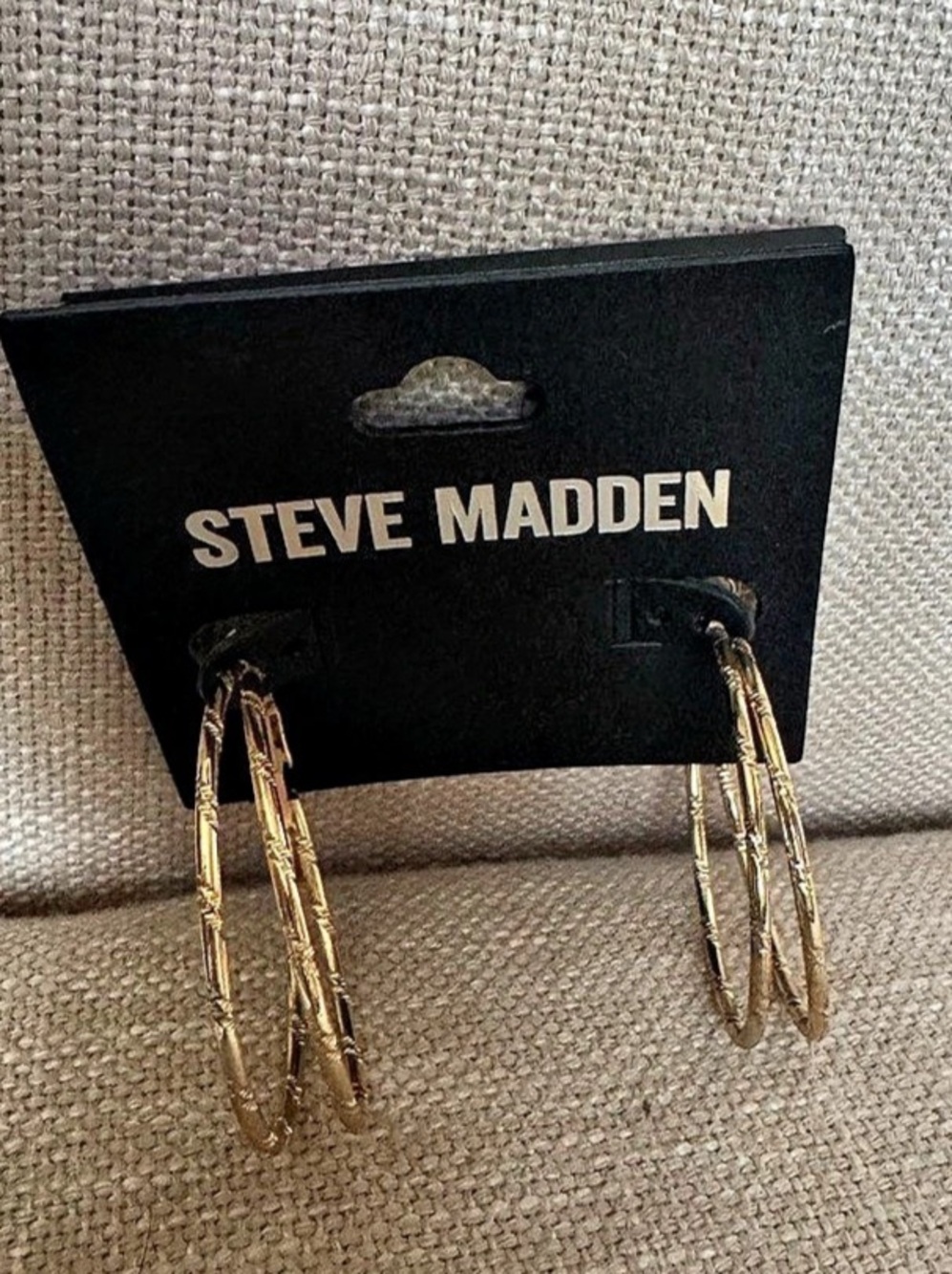 Steve Madden Gold Textured Hoop Earrings NWT